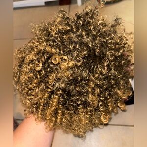 YOKABOOM Short Kinky Curly Afro Wig Highlights Brown/Honey NIB